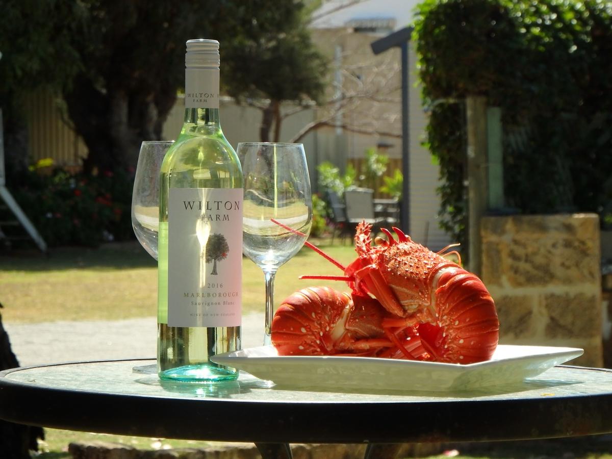 Allanooka WA eAccommodation