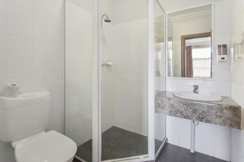 The Emperors Crown Hostel - eAccommodation 20