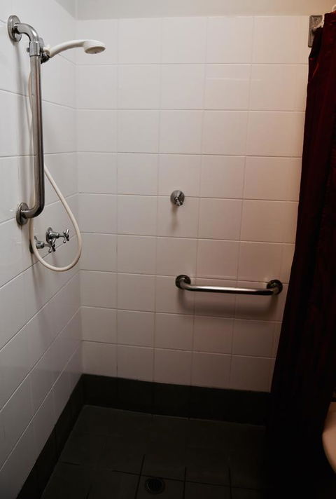 The Emperors Crown Hostel - eAccommodation 37