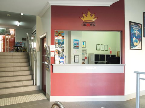 The Emperors Crown Hostel - eAccommodation 15