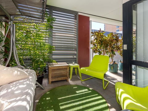 Home Apartment - Perth City Centre - Free WiFi - eAccommodation 2