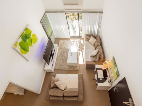 Home Apartment - Perth City Centre - Free WiFi - eAccommodation 11