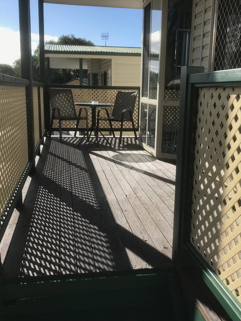 Riverview Tourist Park - eAccommodation 13