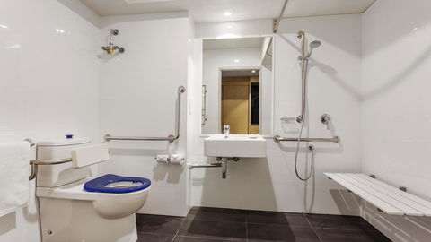 Holiday Inn Perth City Centre, An IHG Hotel - eAccommodation 27