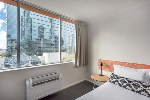 Oaks Perth Hotel - eAccommodation 6