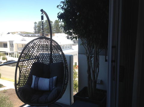 La Sea-esta Retreat At South Beach - eAccommodation 2