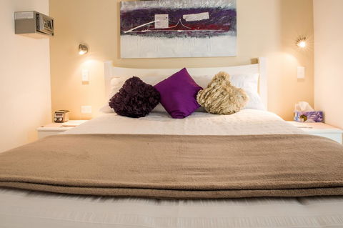 Nelson Bay Bed & Breakfast - eAccommodation 26