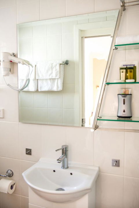 Nelson Bay Bed & Breakfast - eAccommodation 27