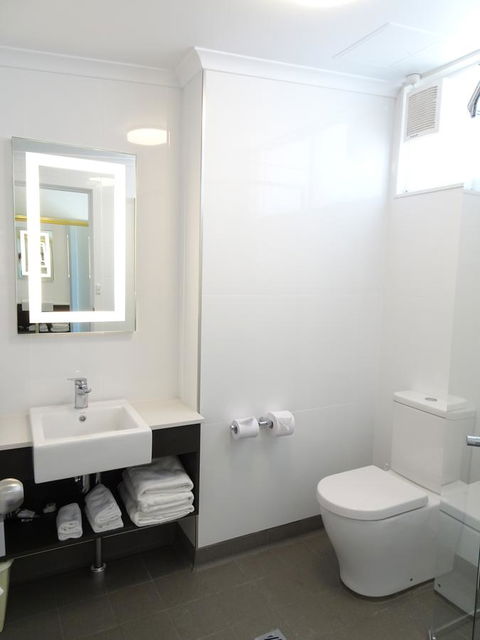 Ibis Styles Tamworth - eAccommodation 1