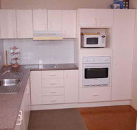 Bellhaven 2 17 Willow Street - eAccommodation