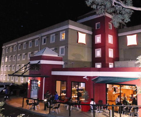 Ibis Thornleigh - eAccommodation 0
