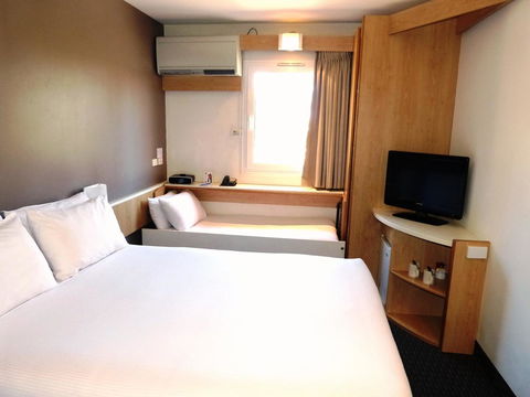 Ibis Thornleigh - eAccommodation 2