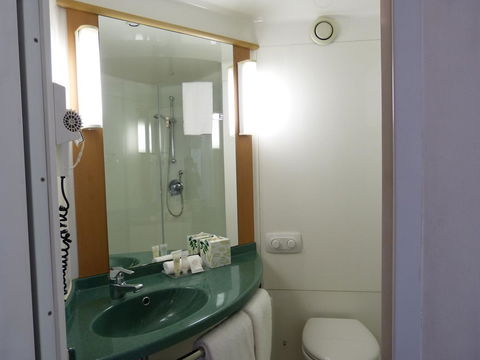 Ibis Thornleigh - eAccommodation 4