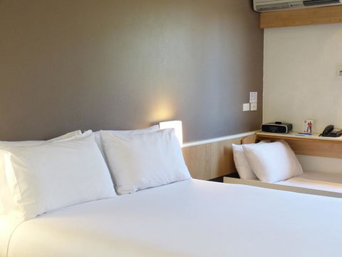 Ibis Thornleigh - eAccommodation 21