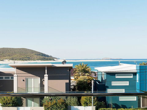 Blue View @ Fingal Bay - eAccommodation 16