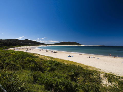 Oaks Nelson Bay Lure Suites - eAccommodation 4