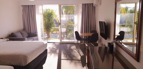 Marina Resort - eAccommodation 43