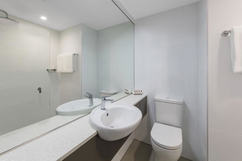 Travelodge Hotel Sydney Airport - eAccommodation 25