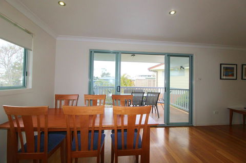 Anglesea, 17 Hodgson Street - eAccommodation 4
