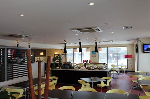 Ibis Newcastle - eAccommodation 13
