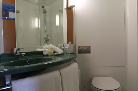 Ibis Newcastle - eAccommodation 12