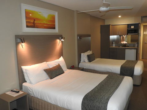 Manly Paradise Motel & Apartments - eAccommodation 1