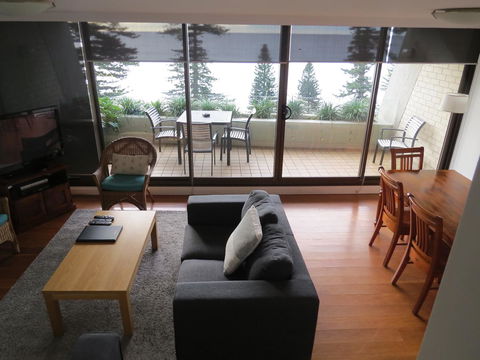 Manly Paradise Motel & Apartments - eAccommodation 27
