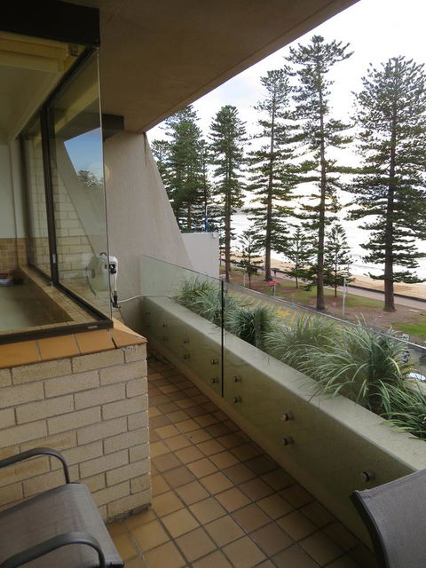 Manly Paradise Motel & Apartments - eAccommodation 40