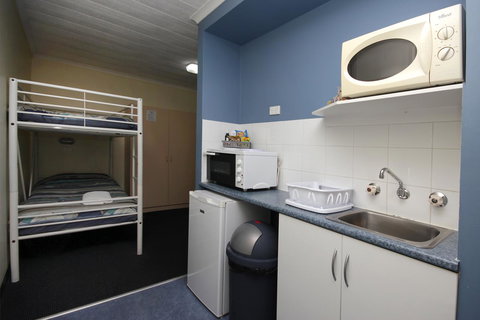 Sapphire Waters Motor Inn - eAccommodation 22