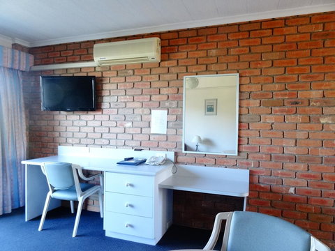 Sapphire Waters Motor Inn - eAccommodation 26