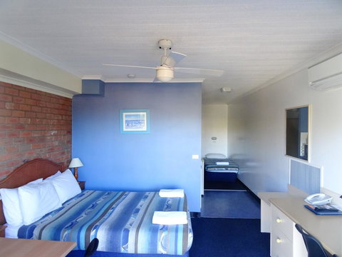 Sapphire Waters Motor Inn - eAccommodation 30