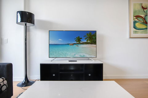 DD Apartments At International Convention Centre - eAccommodation 19