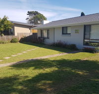 Golden Hill Cottage - eAccommodation