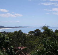 Coastwatch 26 Comara Terrace - eAccommodation