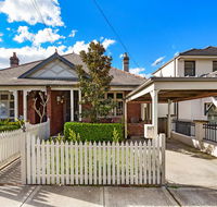 Drummoyne 3 Bedroom Home 62ALE - eAccommodation