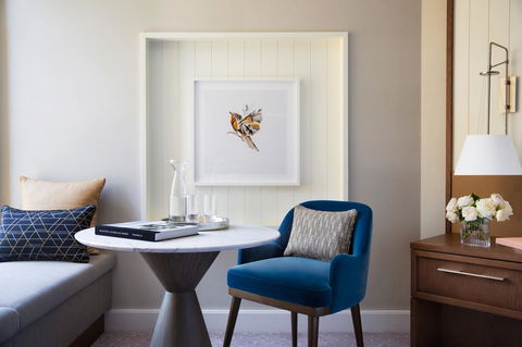 Four Seasons Hotel Sydney - eAccommodation 6