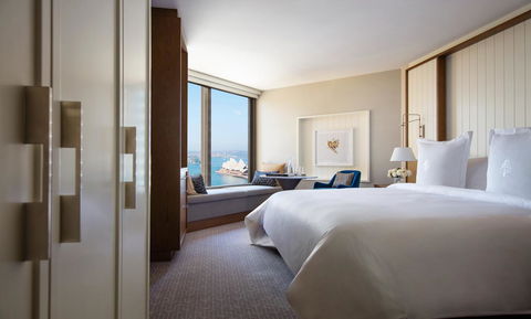 Four Seasons Hotel Sydney - eAccommodation 11