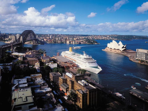 Four Seasons Hotel Sydney - eAccommodation 37
