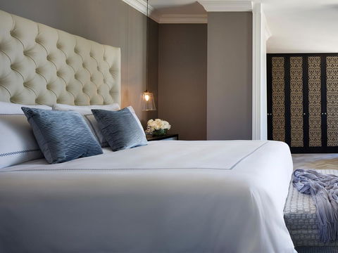 Four Seasons Hotel Sydney - eAccommodation 40