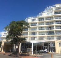 Ettalong Beach Premium Waterview Apartments - eAccommodation