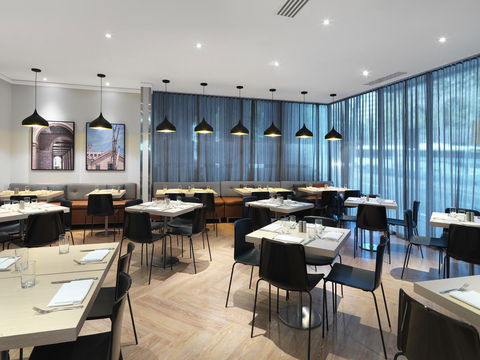 Novotel Sydney City Centre - eAccommodation 20