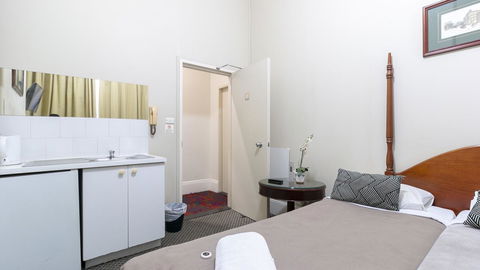 Woolbrokers Hotel - eAccommodation 44