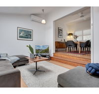 Spacious cottage with views 10 mins from the city - eAccommodation