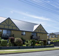 Coastal Bay Motel - eAccommodation