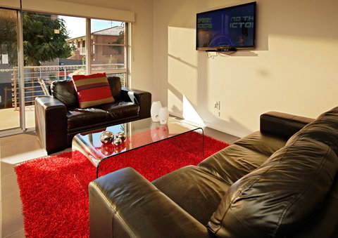 Charlestown Executive Apartments - eAccommodation 17