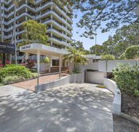 Pacific Towers Beach Resort - eAccommodation