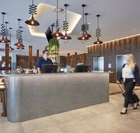 Holiday Inn Express Newcastle - eAccommodation