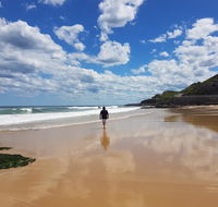 Arena Luxury Beachfront Apartment - eAccommodation