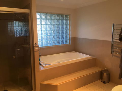 OceanScape Luxury Beachfront Villas - eAccommodation 2