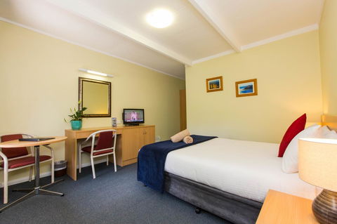Sky Rider Motor Inn - eAccommodation 16